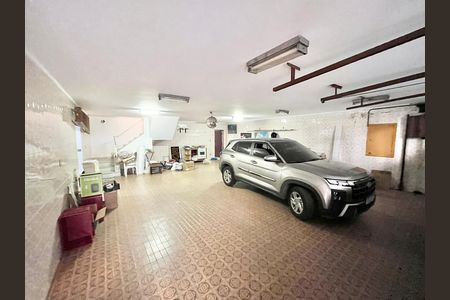 Casa à venda com 250m², 3 quartos e 5 vagasGaragem