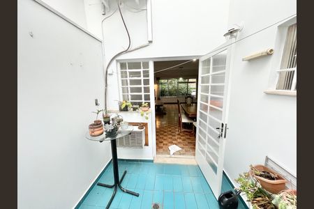 Casa à venda com 250m², 3 quartos e 5 vagasJardim De Inverno
