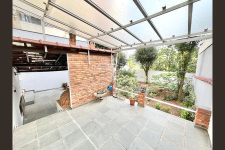 Casa à venda com 250m², 3 quartos e 5 vagasÁrea comum - Churrasqueira