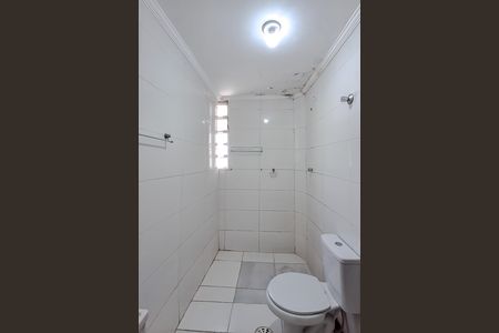 Apartamento à venda com 50m², 2 quartos e sem vaga Apartamento à venda com 50m², 2 quartos e sem vagaBanheiro