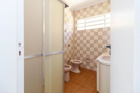 Casa para alugar com 300m², 4 quartos e 2 vagas Casa para alugar com 300m², 4 quartos e 2 vagasBanheiro 2