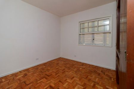 Casa para alugar com 300m², 4 quartos e 2 vagas Casa para alugar com 300m², 4 quartos e 2 vagasQuarto 2