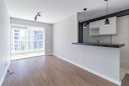 Sala/Cozinha de apartamento para alugar com 1 quarto, 50m² em Campo Belo, São Paulo