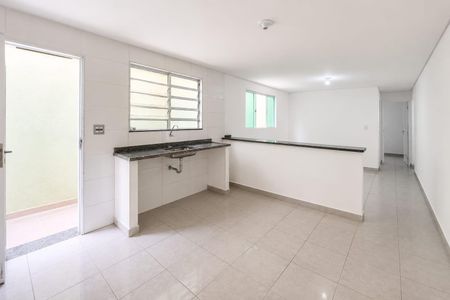 Casa para alugar com 60m², 1 quarto e sem vaga Casa para alugar com 60m², 1 quarto e sem vagaCozinha