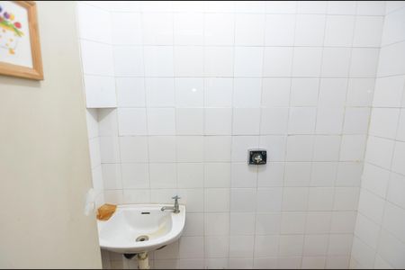 Apartamento à venda com 101m², 2 quartos e 1 vaga Apartamento à venda com 101m², 2 quartos e 1 vagaBanheiro de Serviço