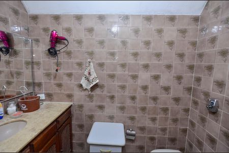 Apartamento à venda com 101m², 2 quartos e 1 vaga Apartamento à venda com 101m², 2 quartos e 1 vagaBanheiro Social