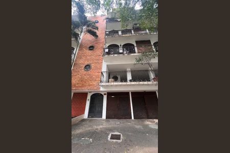 Apartamento à venda com 101m², 2 quartos e 1 vaga Apartamento à venda com 101m², 2 quartos e 1 vagaFachada