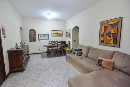 Apartamento à venda com 101m², 2 quartos e 1 vaga Apartamento à venda com 101m², 2 quartos e 1 vagaSala