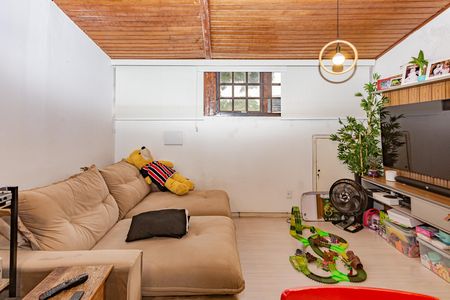 Casa à venda com 340m², 6 quartos e 2 vagas Casa à venda com 340m², 6 quartos e 2 vagasSala 2