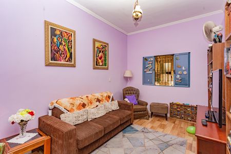 Casa à venda com 340m², 6 quartos e 2 vagas Casa à venda com 340m², 6 quartos e 2 vagasQuarto 2