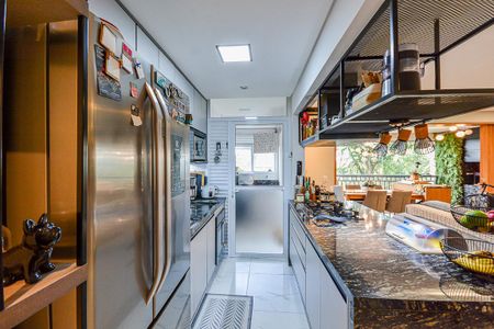 Apartamento para alugar com 105m², 3 quartos e 2 vagas Apartamento para alugar com 105m², 3 quartos e 2 vagasCozinha