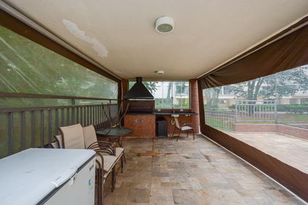 Apartamento para alugar com 105m², 3 quartos e 2 vagas Apartamento para alugar com 105m², 3 quartos e 2 vagasÁrea comum - Churrasqueira
