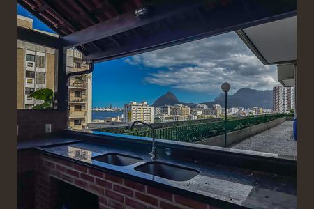 Apartamento para alugar com 123m², 3 quartos e 2 vagas