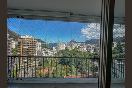 Apartamento para alugar com 123m², 3 quartos e 2 vagas