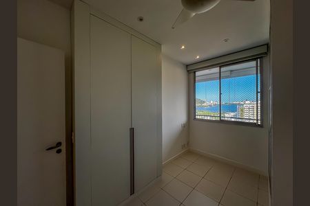 Apartamento para alugar com 123m², 3 quartos e 2 vagas