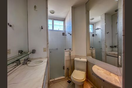 Apartamento para alugar com 123m², 3 quartos e 2 vagas