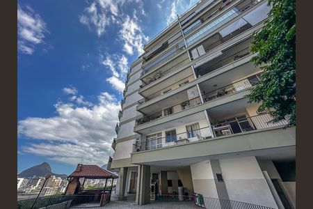 Apartamento para alugar com 123m², 3 quartos e 2 vagas