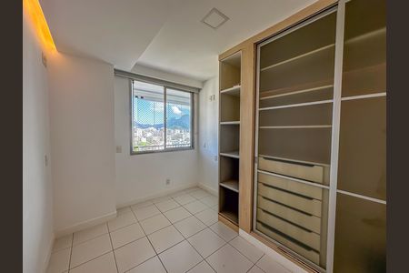 Apartamento para alugar com 123m², 3 quartos e 2 vagas
