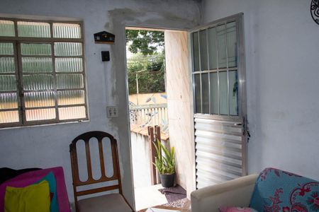 Casa à venda com 3 quartos, 70m² em Vila Paulo Silas, São Paulo