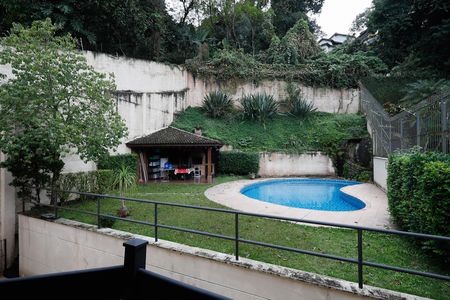 Casa de condomínio à venda com 459m², 4 quartos e 5 vagasVaranda 