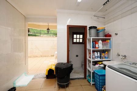 Casa de condomínio à venda com 459m², 4 quartos e 5 vagasÁrea de Serviço