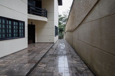 Casa de condomínio à venda com 459m², 4 quartos e 5 vagasQuintal