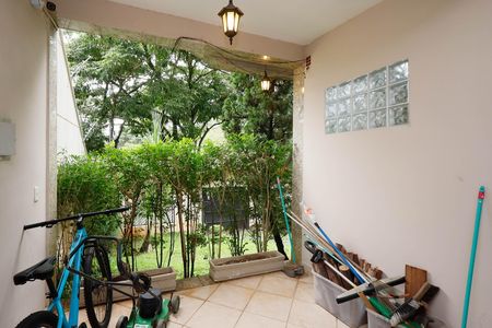 Casa de condomínio à venda com 459m², 4 quartos e 5 vagasGaragem