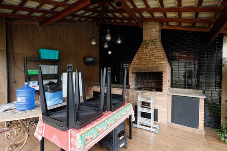 Casa de condomínio à venda com 459m², 4 quartos e 5 vagasÁrea comum - Piscina / Churrasqueira