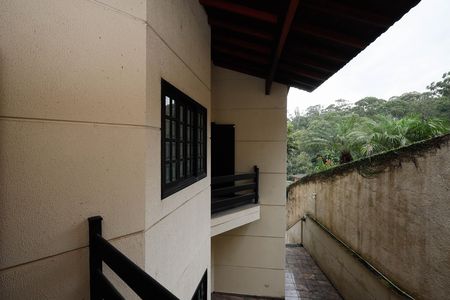 Casa de condomínio à venda com 459m², 4 quartos e 5 vagasVaranda 