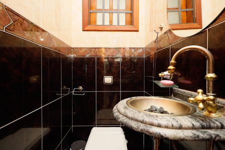 Casa de condomínio à venda com 459m², 4 quartos e 5 vagasLavabo