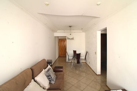 Sala de apartamento para alugar com 2 quartos, 59m² em C. Verde Baixa, São Paulo