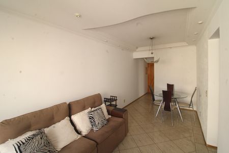 Sala de apartamento para alugar com 2 quartos, 59m² em C. Verde Baixa, São Paulo