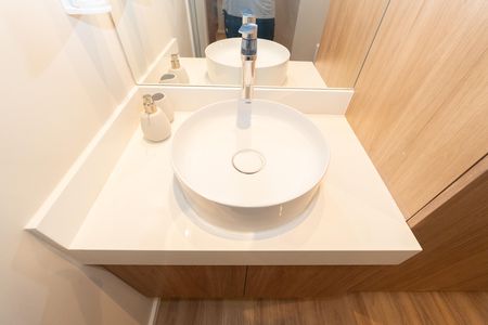 Studio para alugar com 27m², 1 quarto e sem vaga Studio para alugar com 27m², 1 quarto e sem vagaBanheiro