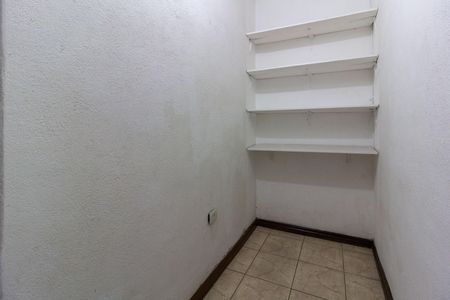 Casa para alugar com 187m², 3 quartos e 3 vagasCozinha - dispensa