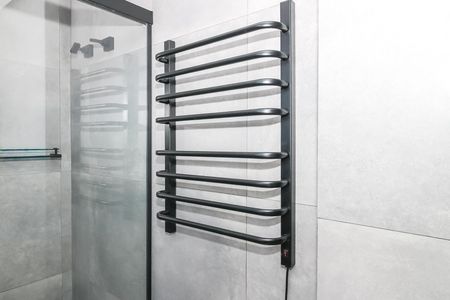 Apartamento para alugar com 200m², 4 quartos e 3 vagas Apartamento para alugar com 200m², 4 quartos e 3 vagasBanheiro da Suíte