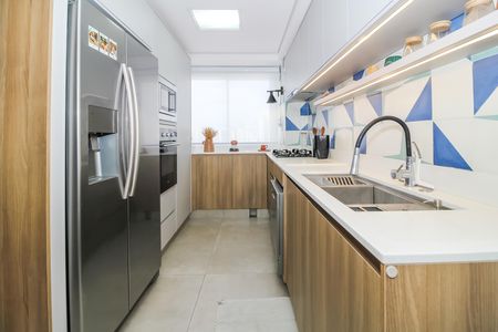 Apartamento para alugar com 200m², 4 quartos e 3 vagas Apartamento para alugar com 200m², 4 quartos e 3 vagasCozinha