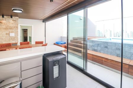 Apartamento para alugar com 200m², 4 quartos e 3 vagas Apartamento para alugar com 200m², 4 quartos e 3 vagasCobertura