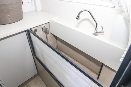 Apartamento para alugar com 200m², 4 quartos e 3 vagas Apartamento para alugar com 200m², 4 quartos e 3 vagasÁrea de Serviço