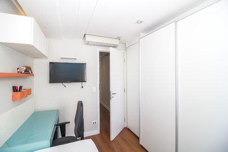 Apartamento para alugar com 200m², 4 quartos e 3 vagas Apartamento para alugar com 200m², 4 quartos e 3 vagasQuarto 3