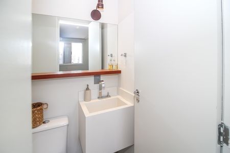 lavabo de apartamento para alugar com 4 quartos, 200m² em Vila Romana, São Paulo