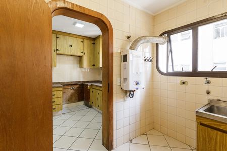 Apartamento para alugar com 120m², 3 quartos e 2 vagas Apartamento para alugar com 120m², 3 quartos e 2 vagasÁrea de Serviço