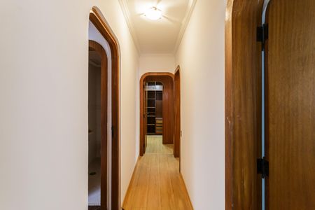 Apartamento para alugar com 120m², 3 quartos e 2 vagas Apartamento para alugar com 120m², 3 quartos e 2 vagasCorredor
