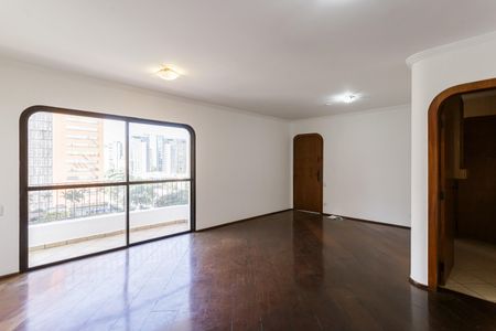 Apartamento para alugar com 120m², 3 quartos e 2 vagas Apartamento para alugar com 120m², 3 quartos e 2 vagasSala