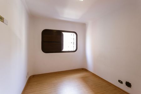 Apartamento para alugar com 120m², 3 quartos e 2 vagas Apartamento para alugar com 120m², 3 quartos e 2 vagasQuarto 2