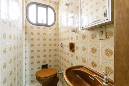 Apartamento para alugar com 120m², 3 quartos e 2 vagas Apartamento para alugar com 120m², 3 quartos e 2 vagasBanheiro de serviço
