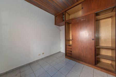 Casa para alugar com 126m², 4 quartos e 2 vagas Casa para alugar com 126m², 4 quartos e 2 vagasQuarto 2