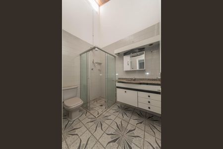 Casa para alugar com 126m², 4 quartos e 2 vagas Casa para alugar com 126m², 4 quartos e 2 vagasBanheiro Social