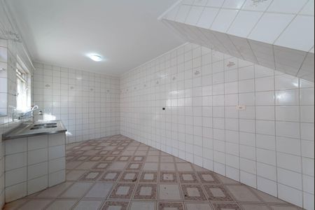 Casa para alugar com 126m², 4 quartos e 2 vagas Casa para alugar com 126m², 4 quartos e 2 vagasCozinha