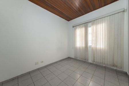 Casa para alugar com 126m², 4 quartos e 2 vagas Casa para alugar com 126m², 4 quartos e 2 vagasQuarto 1