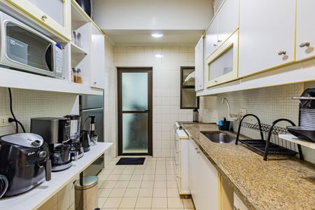 Apartamento à venda com 60m², 1 quarto e 1 vaga Apartamento à venda com 60m², 1 quarto e 1 vagaCozinha